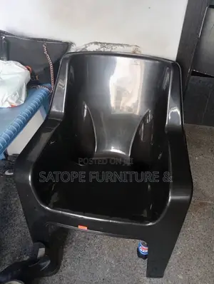 High Quality Plastic Chair