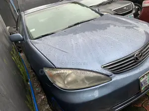 Toyota Camry LE 4dr Sedan (2.4L 4cyl 4A) 2004 Blue