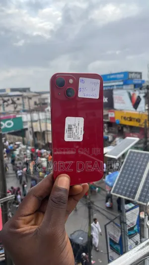 Apple iPhone 13 128 GB Red