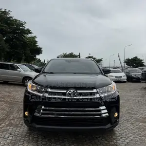 Toyota Highlander Limited 2019 Black