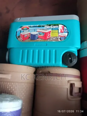 Thermolino Cooler With Tyres and Handle Size 30