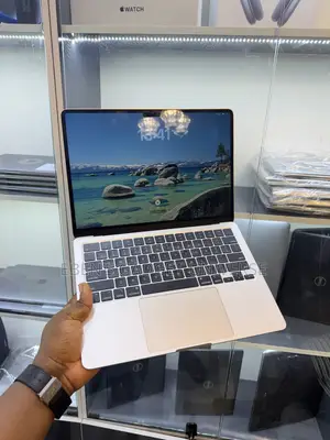 Laptop Apple MacBook Air 2024 M3 8GB Apple M3 SSD 256GB