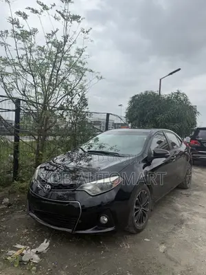 Toyota Corolla 2015 Black