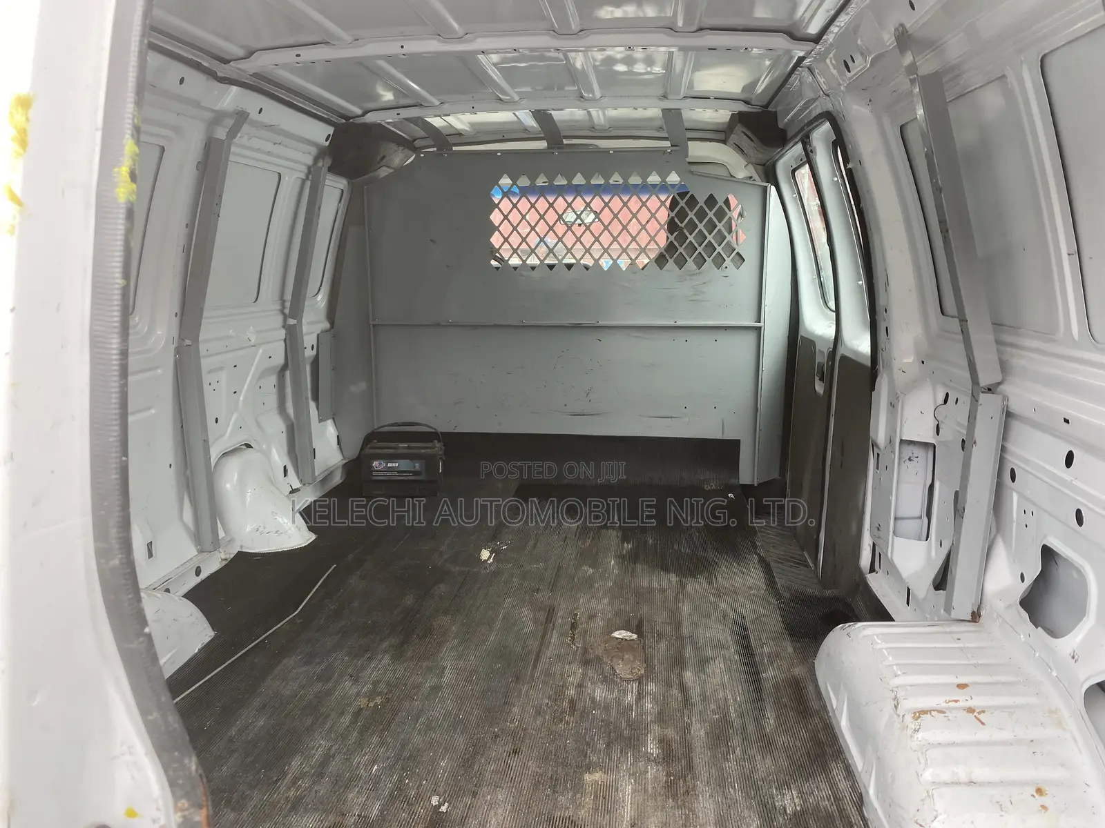 Ford E350 2014 White