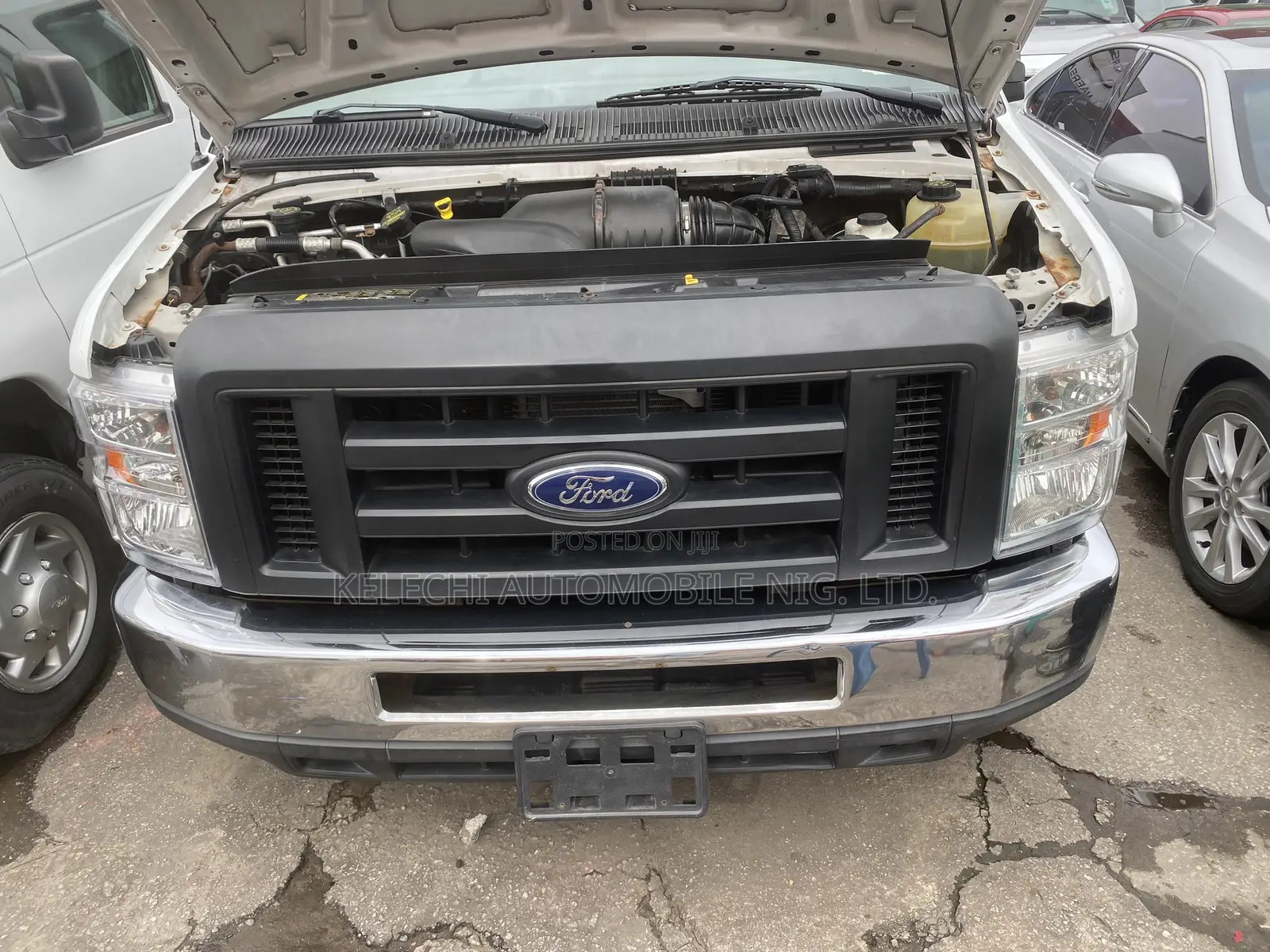 Ford E350 2014 White
