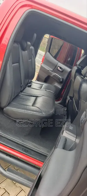 Toyota Tacoma 2021 Red