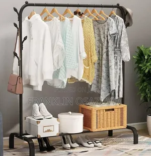 Strong Steel Clothes Hanging Rack for Home Boutique