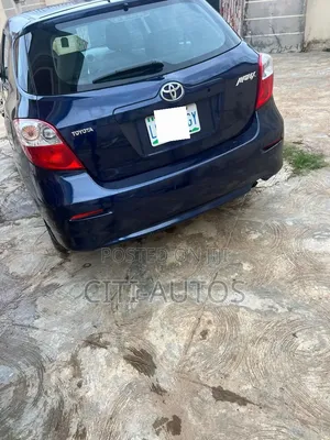 Toyota Matrix 2010 Blue