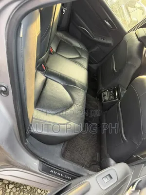 Toyota Avalon XLE 2020 Brown