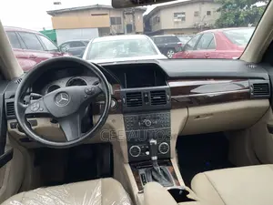 Mercedes-Benz GLK-Class 350 2012 Black