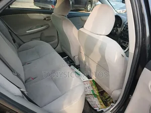 Toyota Corolla 2012 Black
