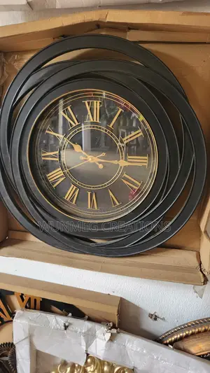 Circular Wall Clock