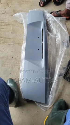 Hyundai underEngine Cover and Boot Chrome