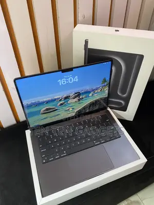 Laptop Apple MacBook Pro 2024 M4 16GB Apple M4 SSD 512GB