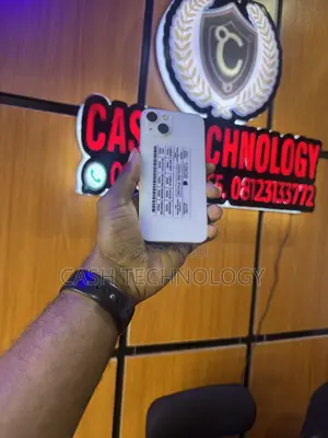Apple iPhone 13 128 GB White