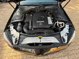 Mercedes-Benz C300 Sport 4Matic Sedan AWD (2.0L 4cyll 7A) 2016 Black