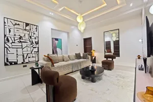 Beautiful Luxury 2BDR With a PS5, Washing Machine and a Balcony