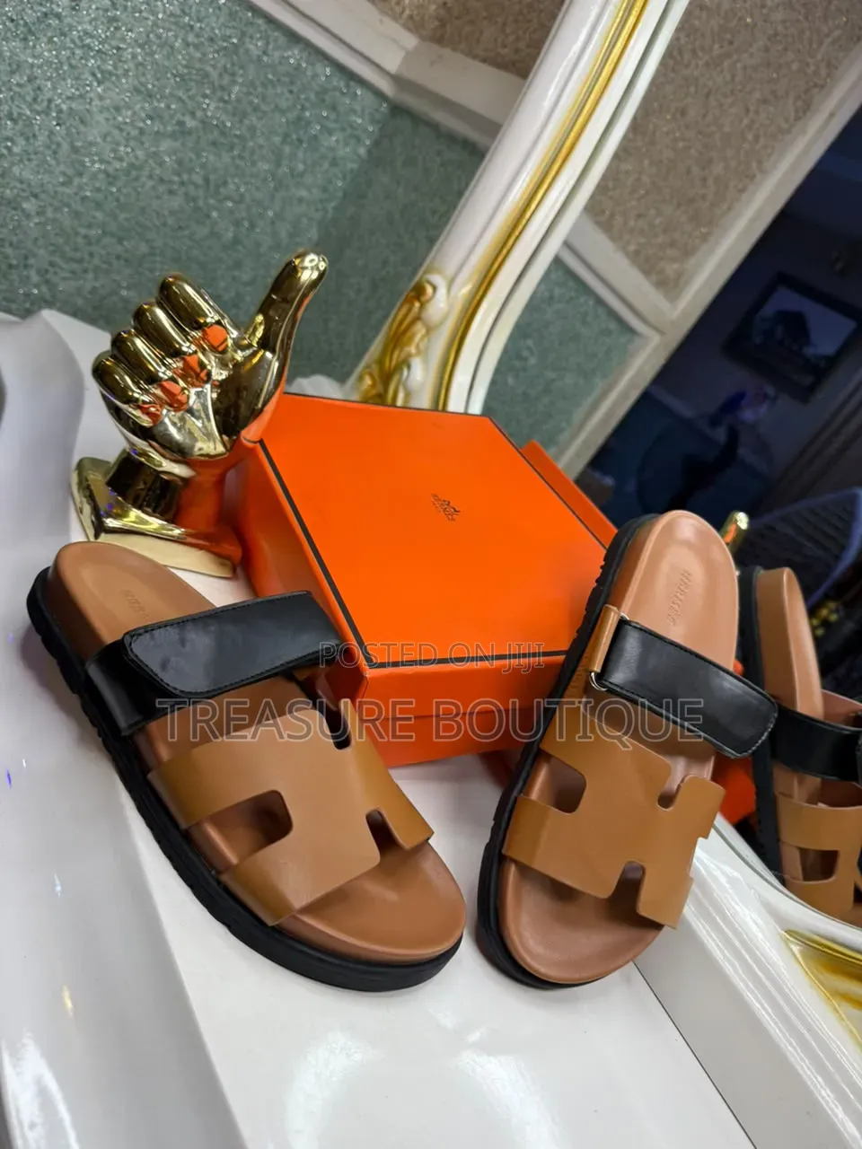 Hermes Palm