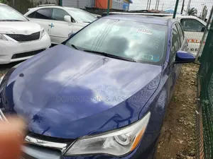 Toyota Camry 2016 Blue