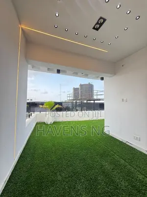 4bdrm Duplex in Ikota for sale