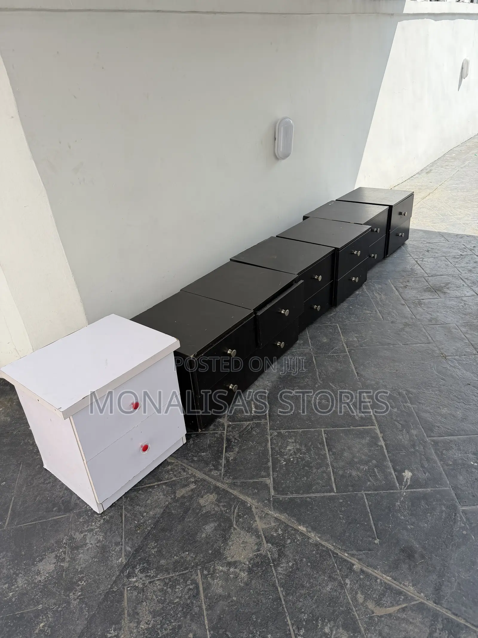 Side Drawer