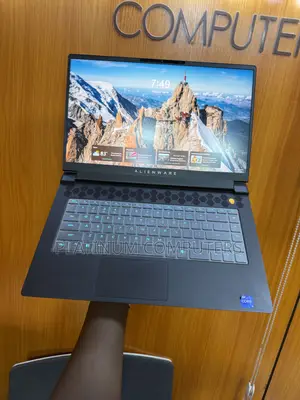 Laptop Alienware M15 R7 32GB Intel Core i7 SSD 3T