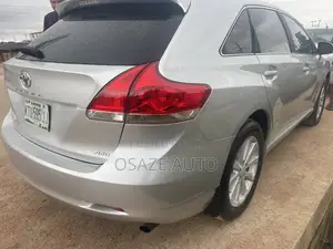 Toyota Venza 2011 Silver