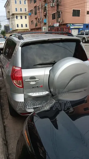 Toyota RAV4 2008 Silver