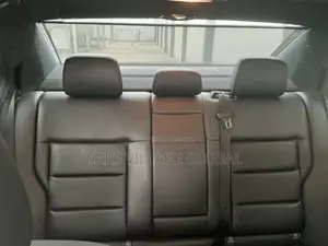 Mercedes-Benz E300 2011 Gray