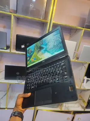 Laptop Dell Latitude E7270 8GB Intel Core i7 SSD 256GB