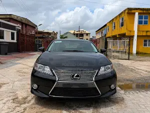 Lexus ES 350 FWD 2013 Black
