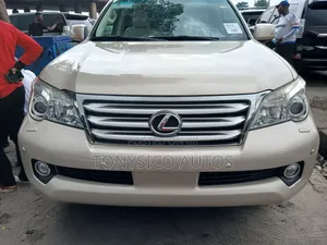 Lexus GX 2013 Gold