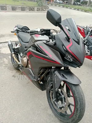 Honda CBR 2022 Beige