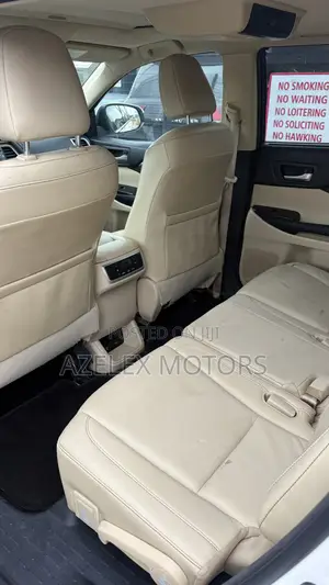 Toyota Highlander XLE 4dr SUV (3.5L 6cyl 6A) 2015 White