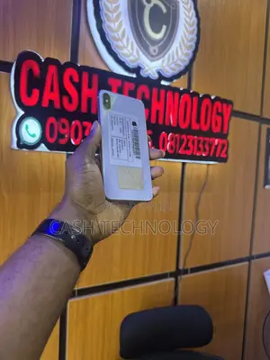 Apple iPhone XS 64 GB White