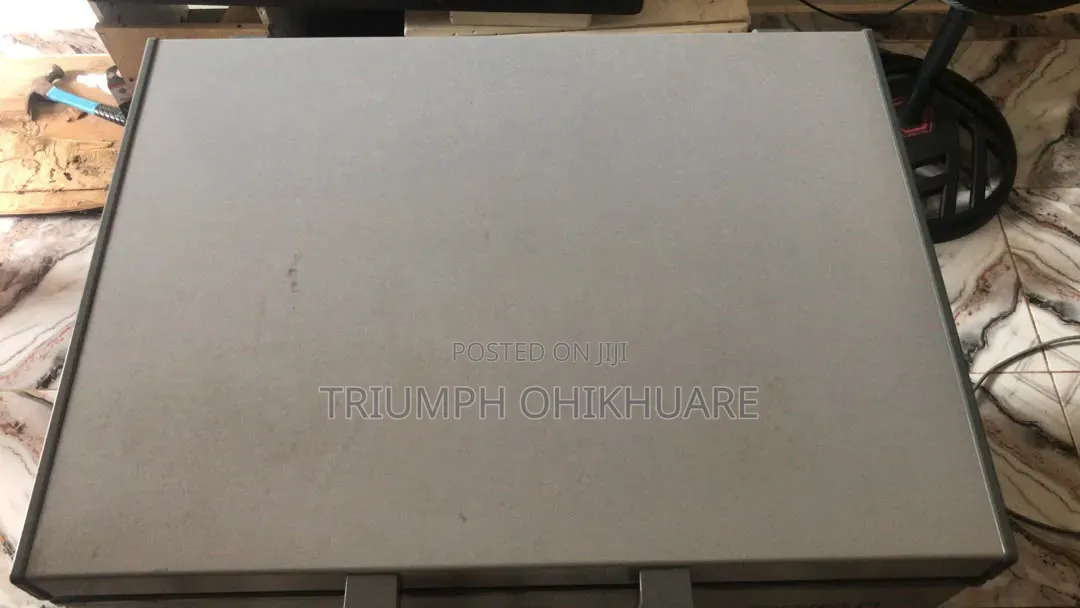 Skyrun Freezer