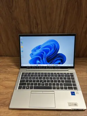 Laptop HP EliteBook 840 G8 8GB Intel Core i5 SSD 256GB