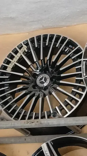 Mercedes Rim Size 20