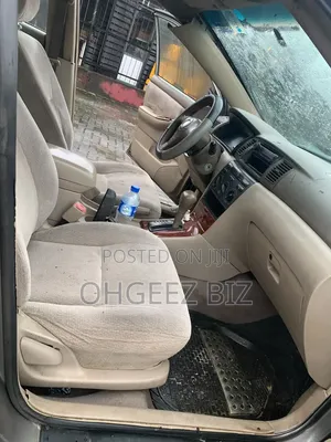 Toyota Corolla 2004 Gray