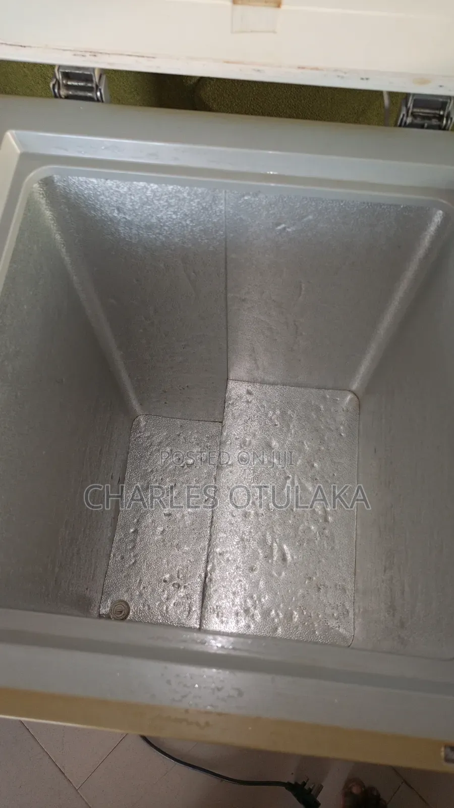 100L Hisense Freezer