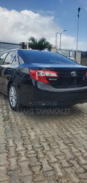 Toyota Camry L 4dr Sedan (2.5L 4cyl 6A) 2014 Black