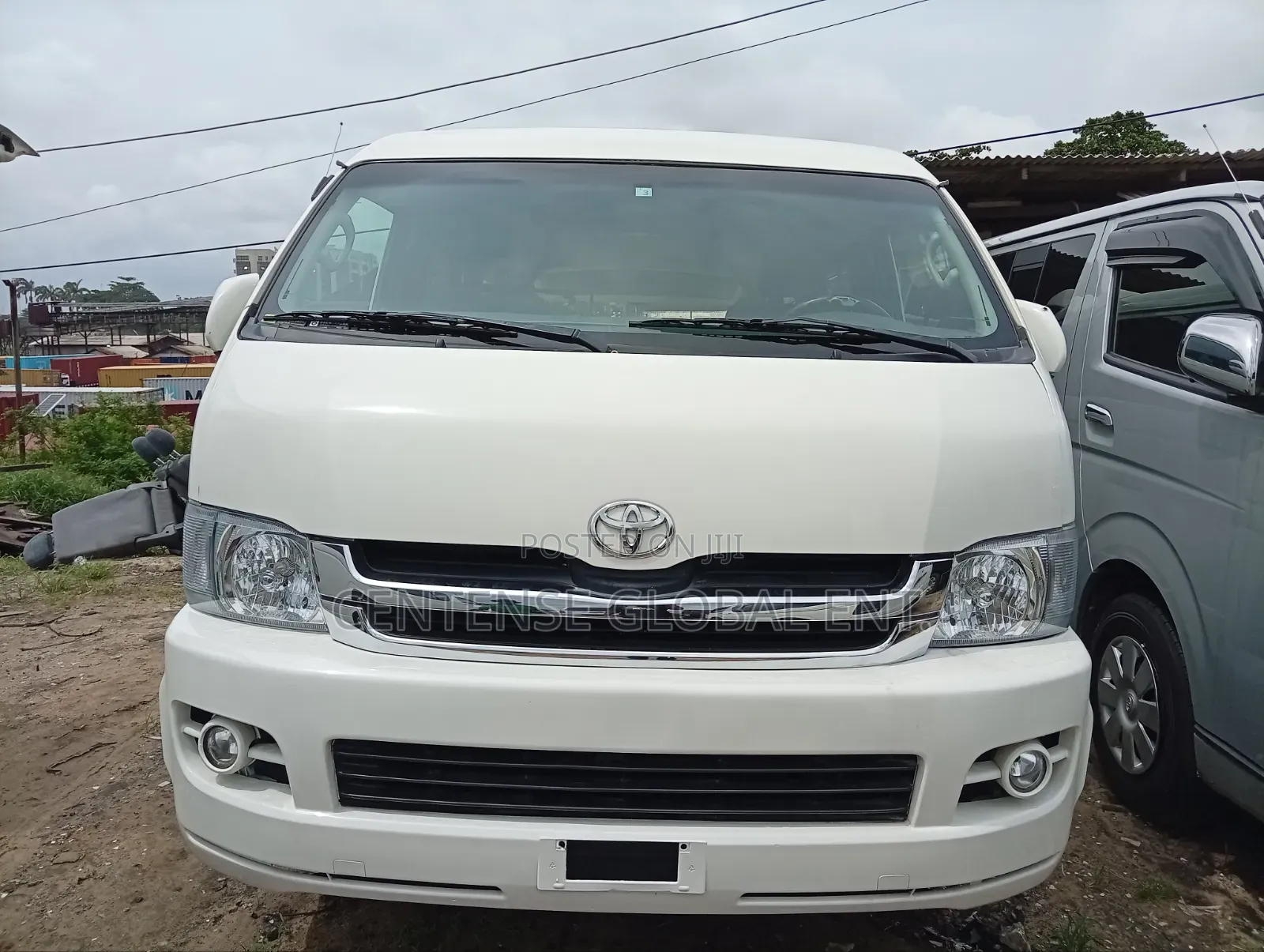 Toyota HiAce 2012 White
