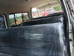 Toyota HiAce 2012 White