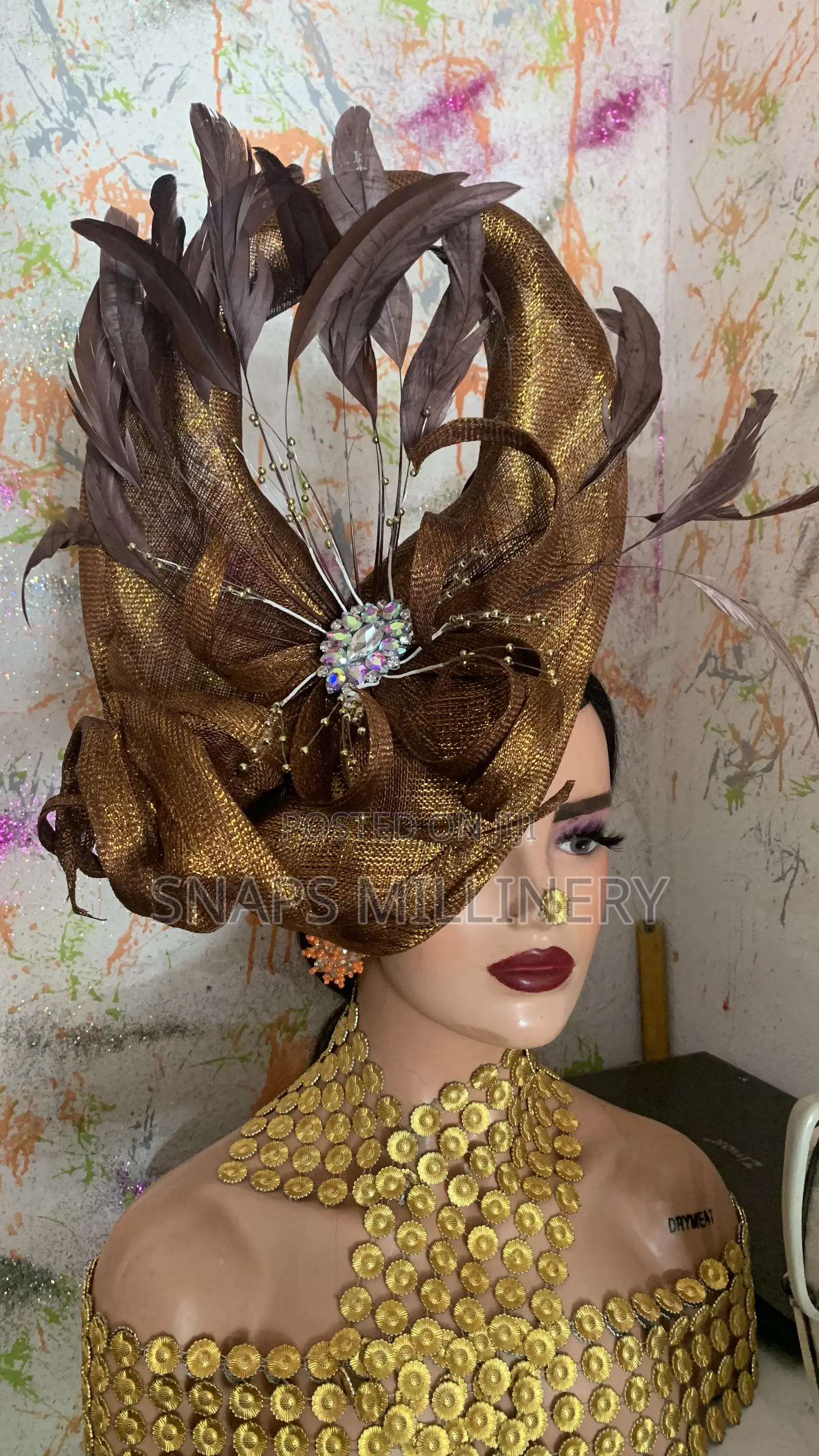 Luxury Freeform Facinator