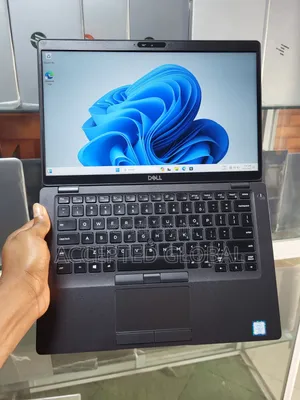 Laptop Dell Latitude 5400 8GB Intel Core i5 SSD 256GB