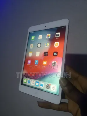 Apple iPad mini 2 32 GB Silver