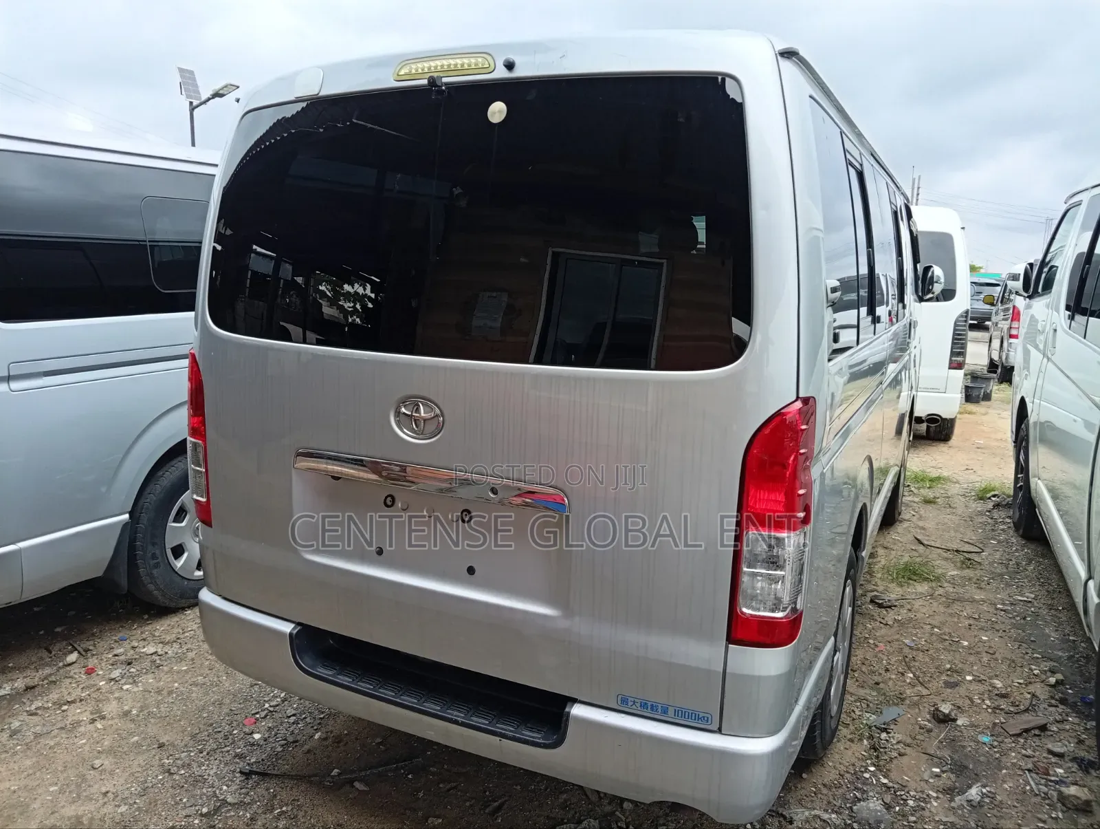 Toyota HiAce 2012 Grey