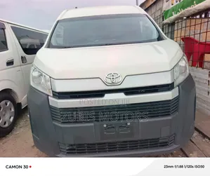 Toyota HiAce 2023 White