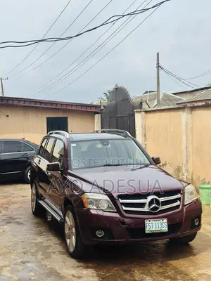 Mercedes-Benz GLK-Class 350 4MATIC 2011 Burgundy