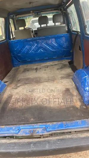 Volkswagen Transporter 2005 Blue